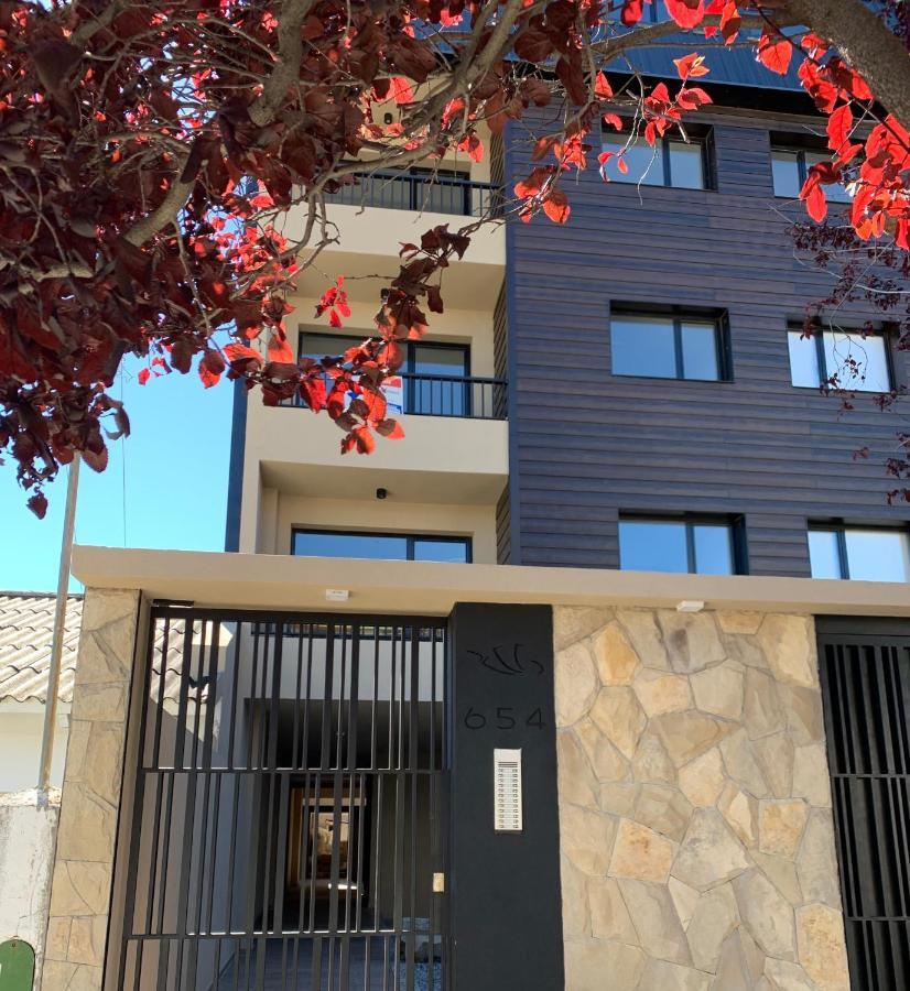 Palacios Bari Alojamientos San Carlos de Bariloche Exterior photo